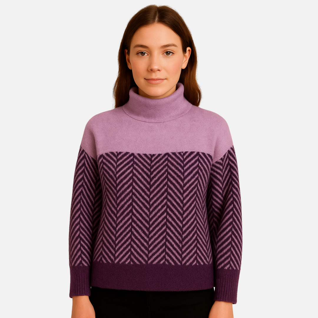 Women’s Wool Blend Sweater – Turtleneck